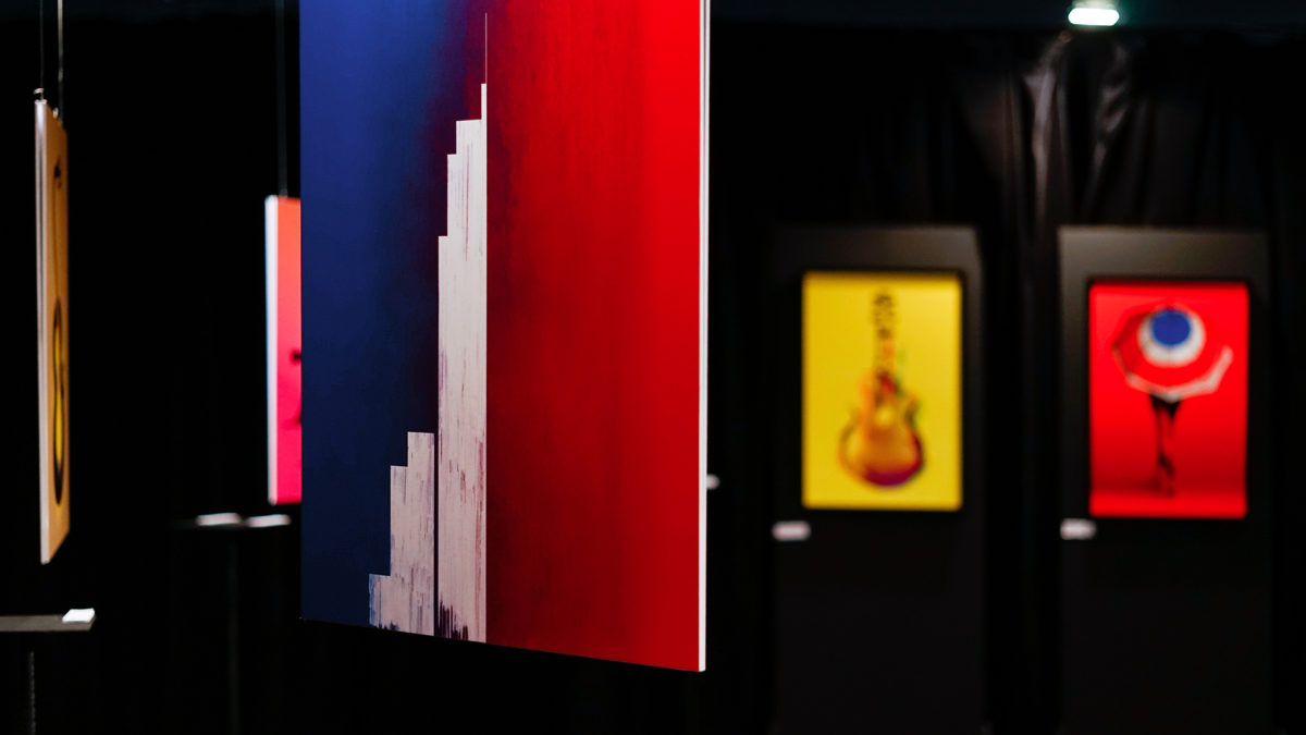 Exposition retrospective signes & musique au théâtre de L'Européen à Paris. Christophe Andrusin invite ainsi le spectateur à questionner la démarche de création face à la commande de l’univers musical.