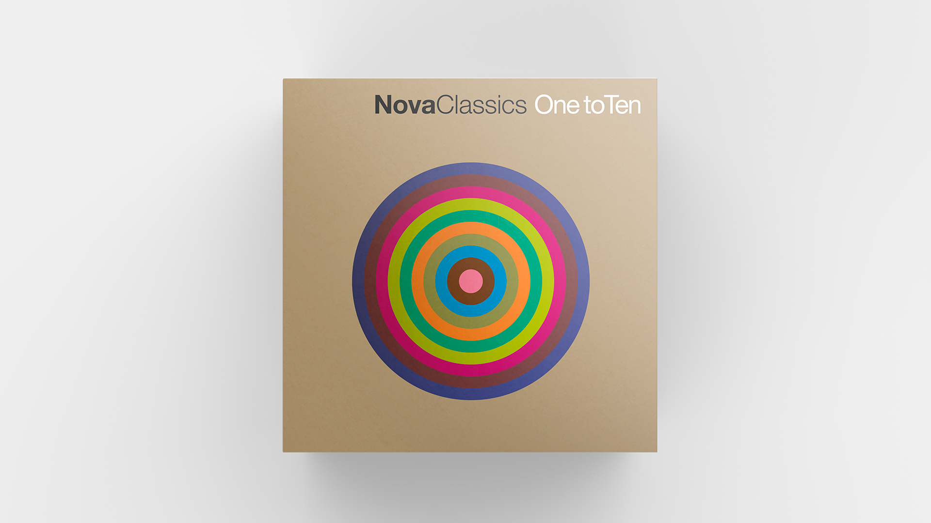 Coffret Nova classics packaging design graphique direction artistique christophe andrusin pommecpommev